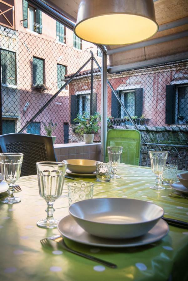 Terrazzina - Romantic Pied A Terre At The Heart Of Cannaregio District Venice Ngoại thất bức ảnh